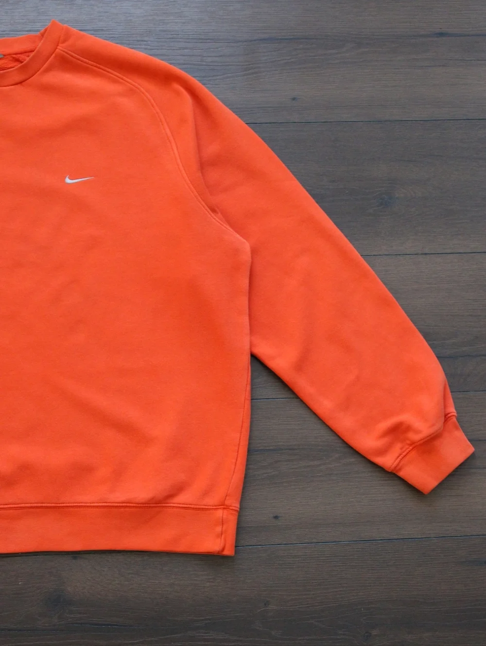 Vintage Nike Men’s Orange Crewneck Sweatshirt